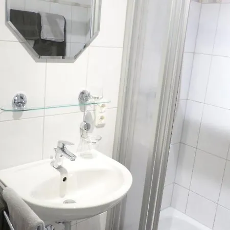Ferienappartments Neumann Бернкастель-Кюс Экстерьер фото